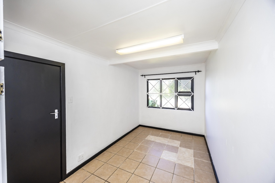 4 Bedroom Property for Sale in Cintsa West Eastern Cape